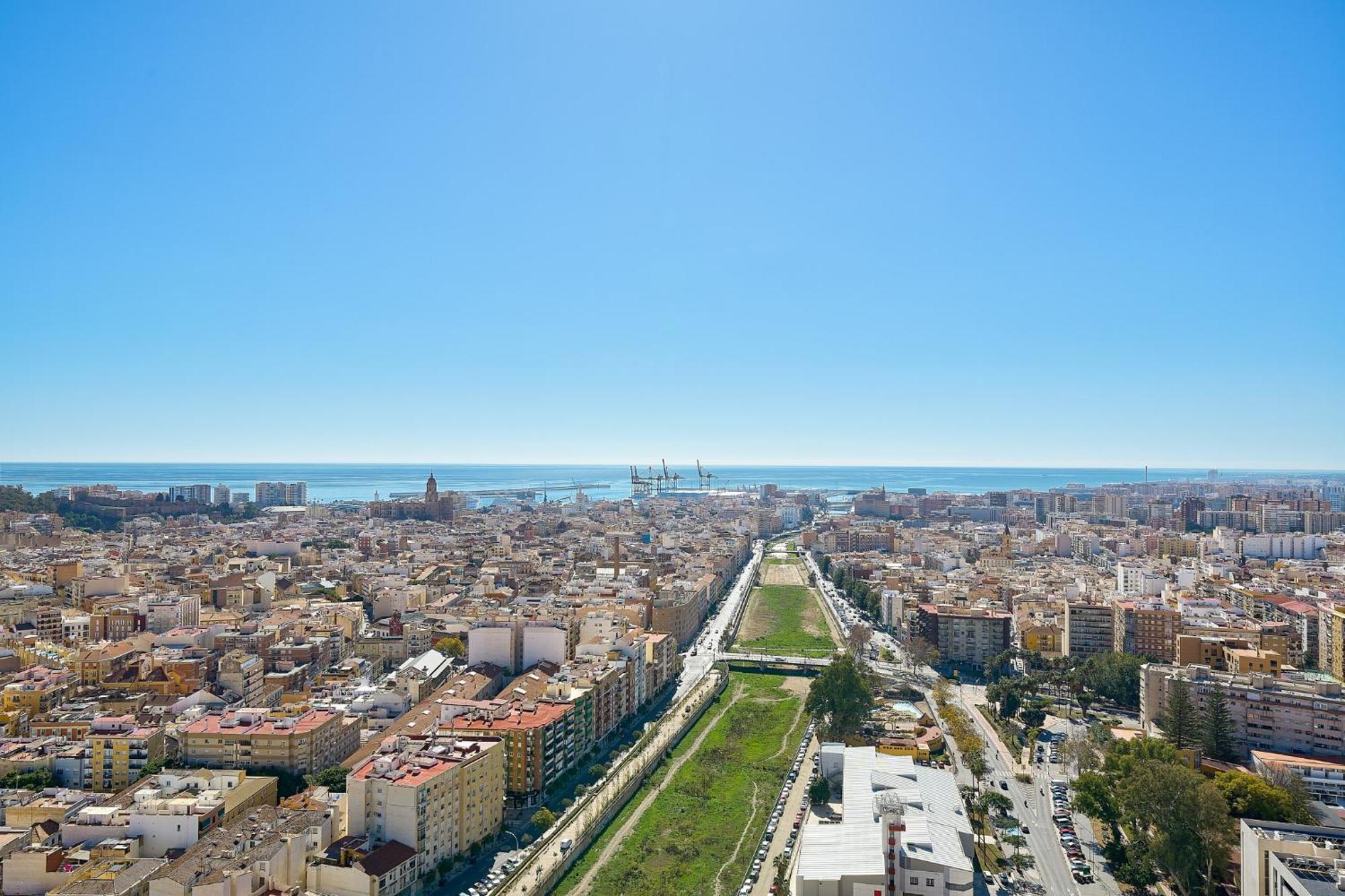 Malaga Skyline By Lovely Rentals Dış mekan fotoğraf